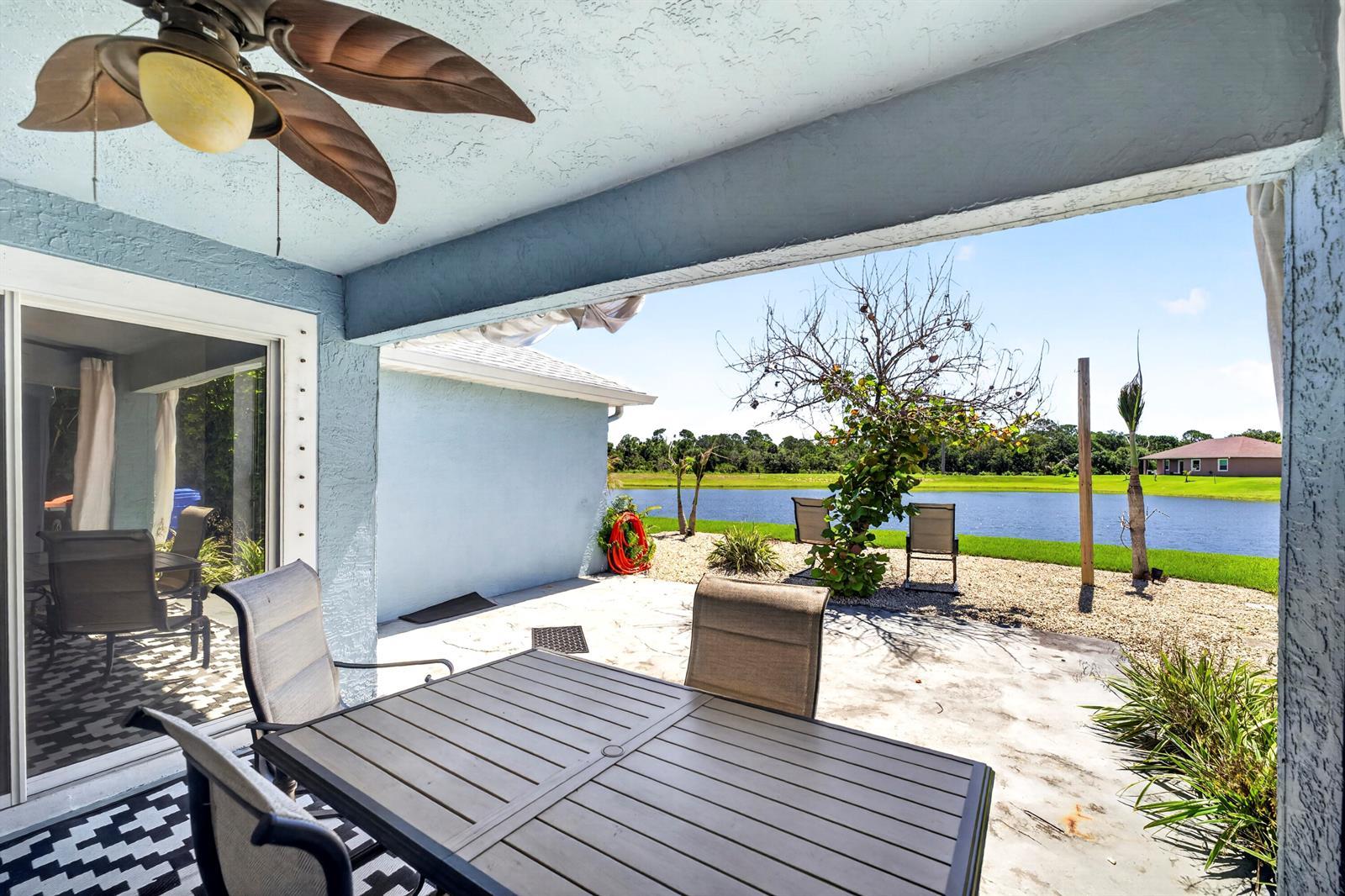531 High Hawk Circle, Vero Beach FL 32962 photo 4