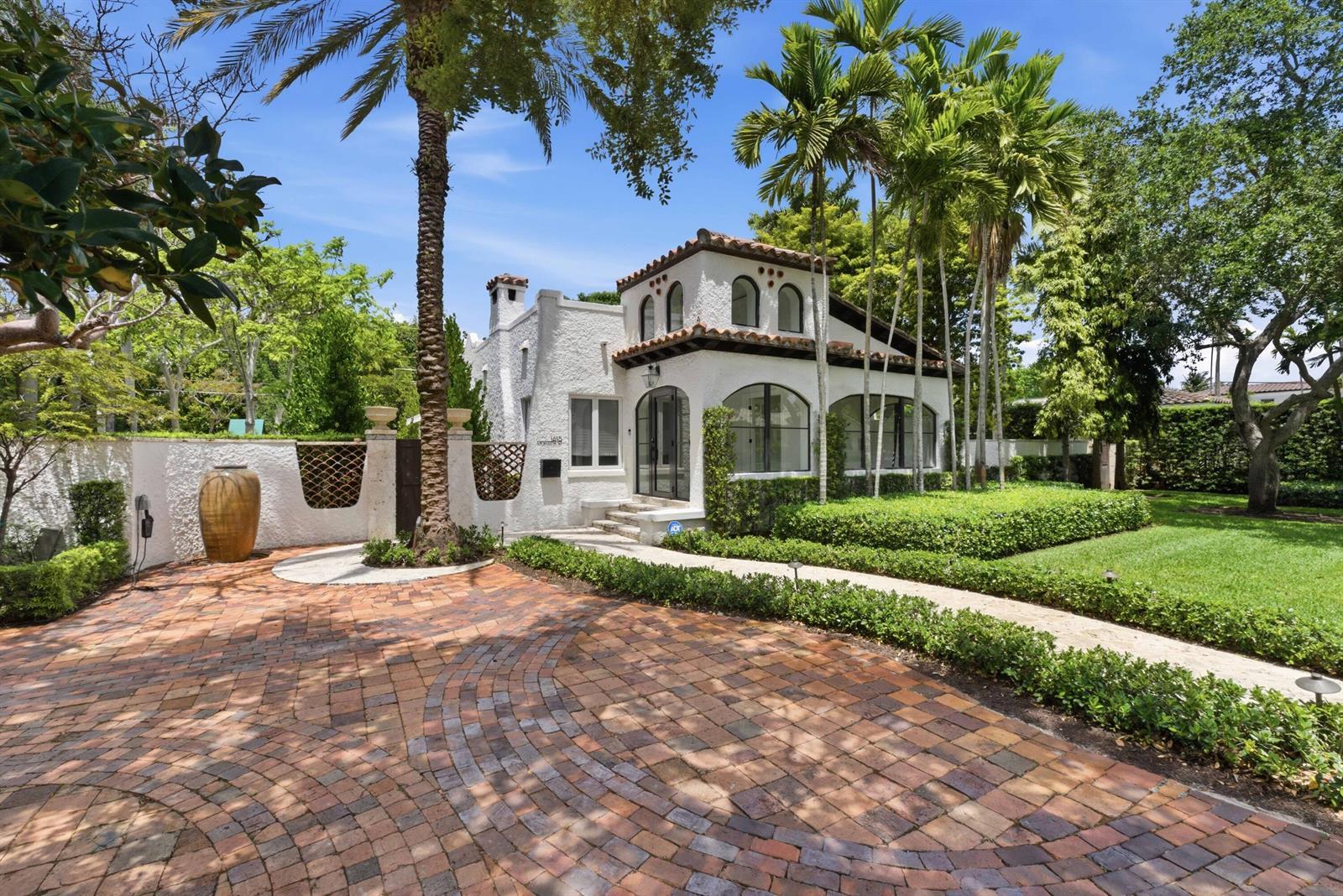 1615 Monroe Street, Hollywood FL 33020 photo 2