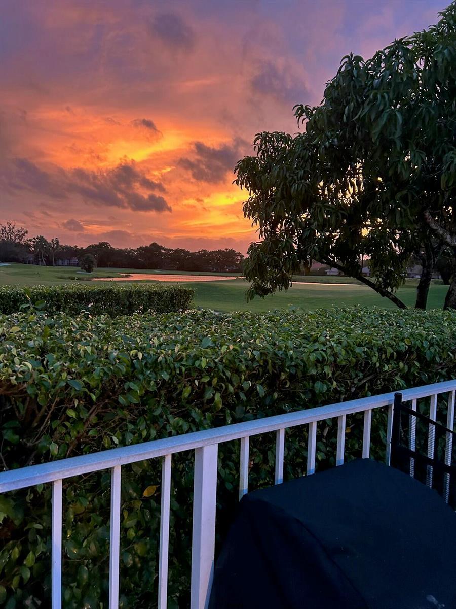 41 Green Point Circle, Palm Beach Gardens FL 33418 photo 2