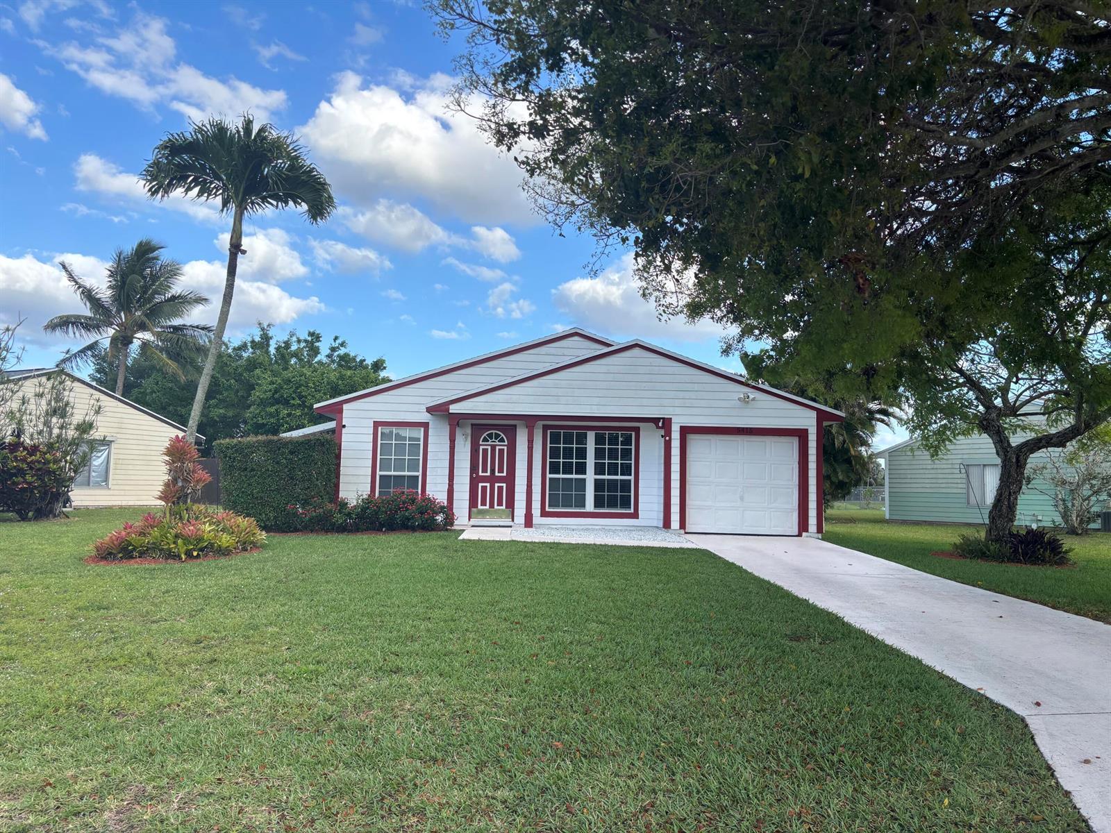 5415 Courtney Circle, Boynton Beach FL 33472