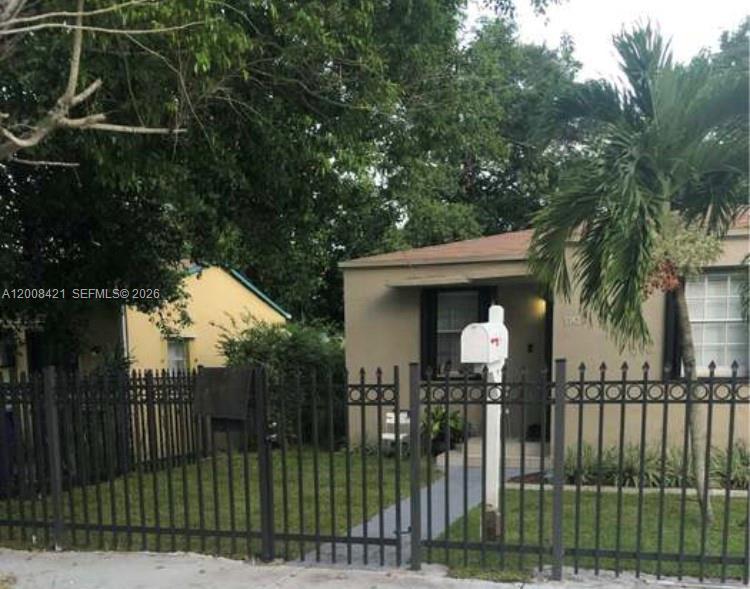 1342 NW 42nd St, Miami FL 33142 photo 2
