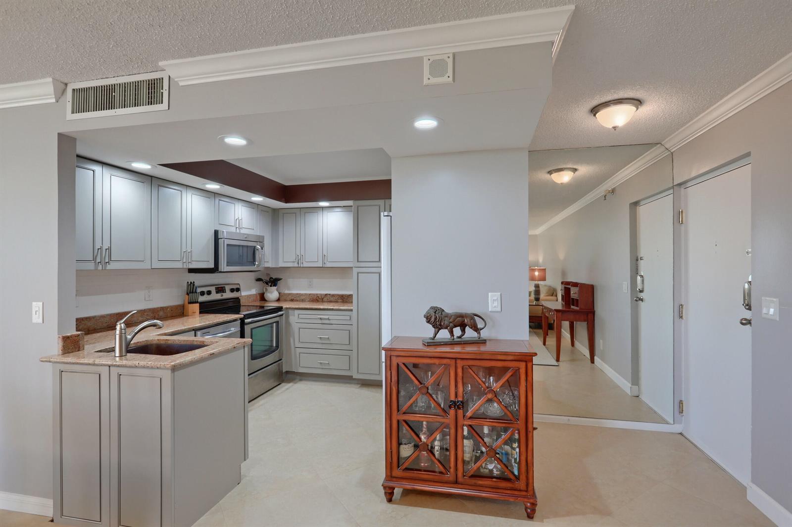 2800 N Ocean Drive # A, Riviera Beach FL 33404 photo 4