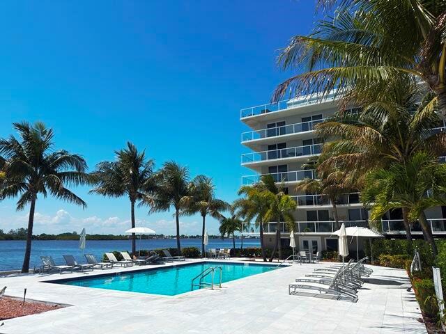 2560 S Ocean Boulevard # 603, Palm Beach FL 33480