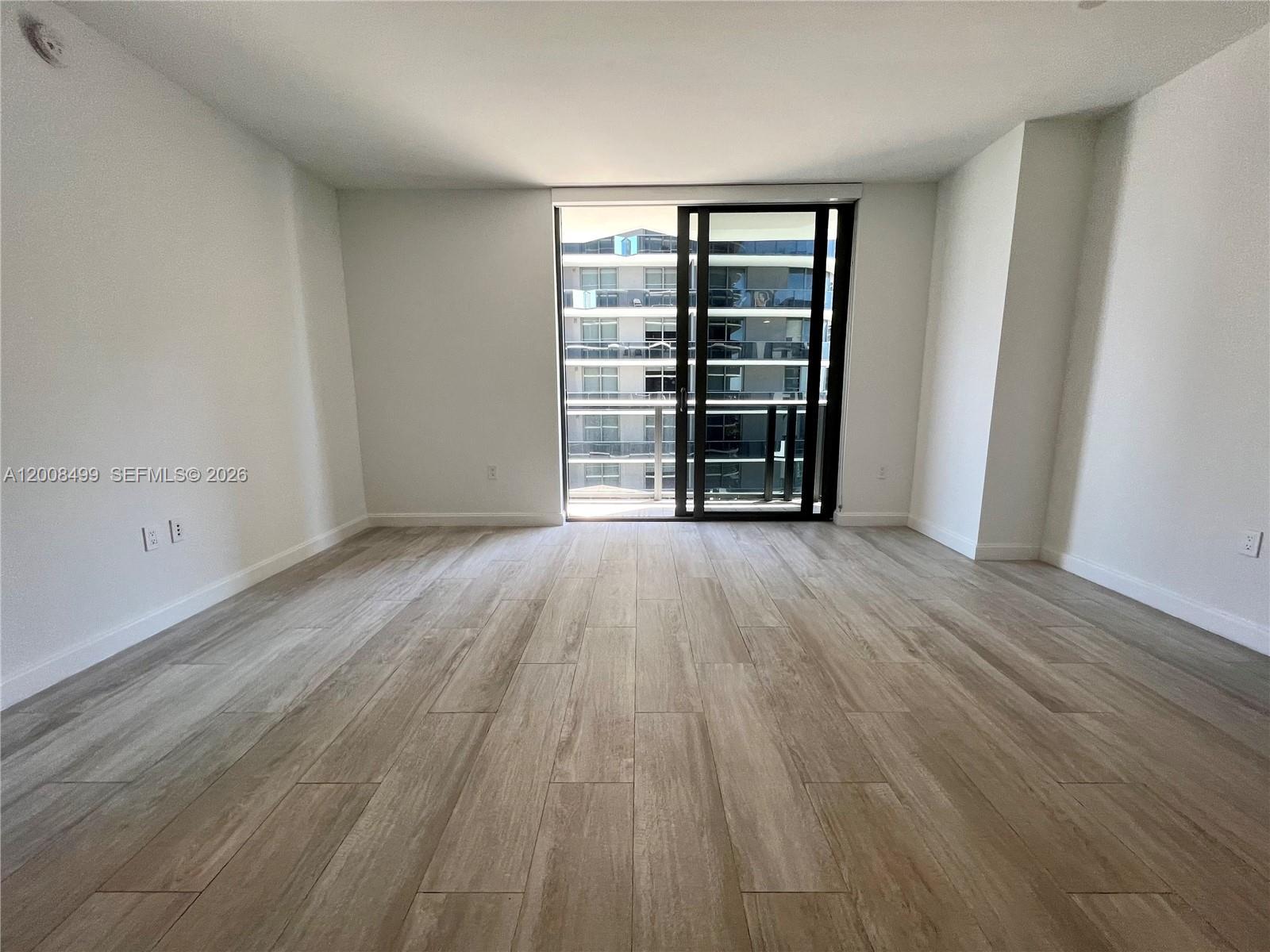 55 SW 9th St # 2702, Miami FL 33130 photo 2