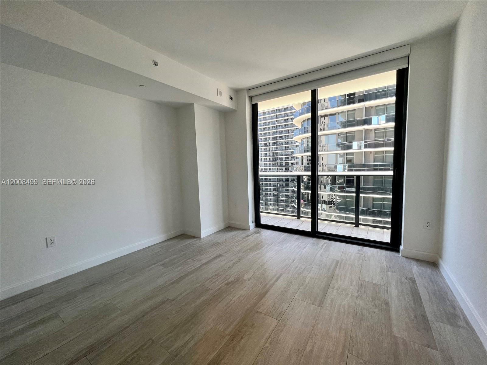 55 SW 9th St # 2702, Miami FL 33130 photo 3