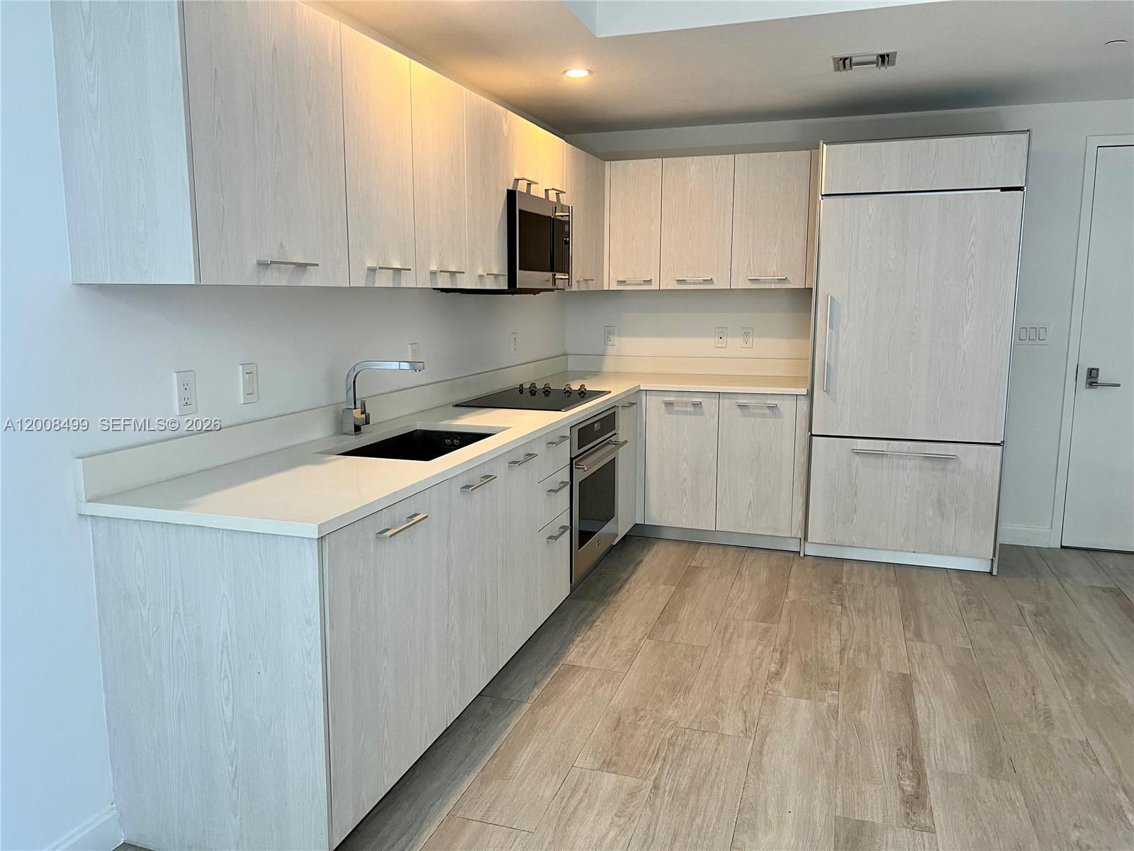 55 SW 9th St # 2702, Miami FL 33130 photo 5