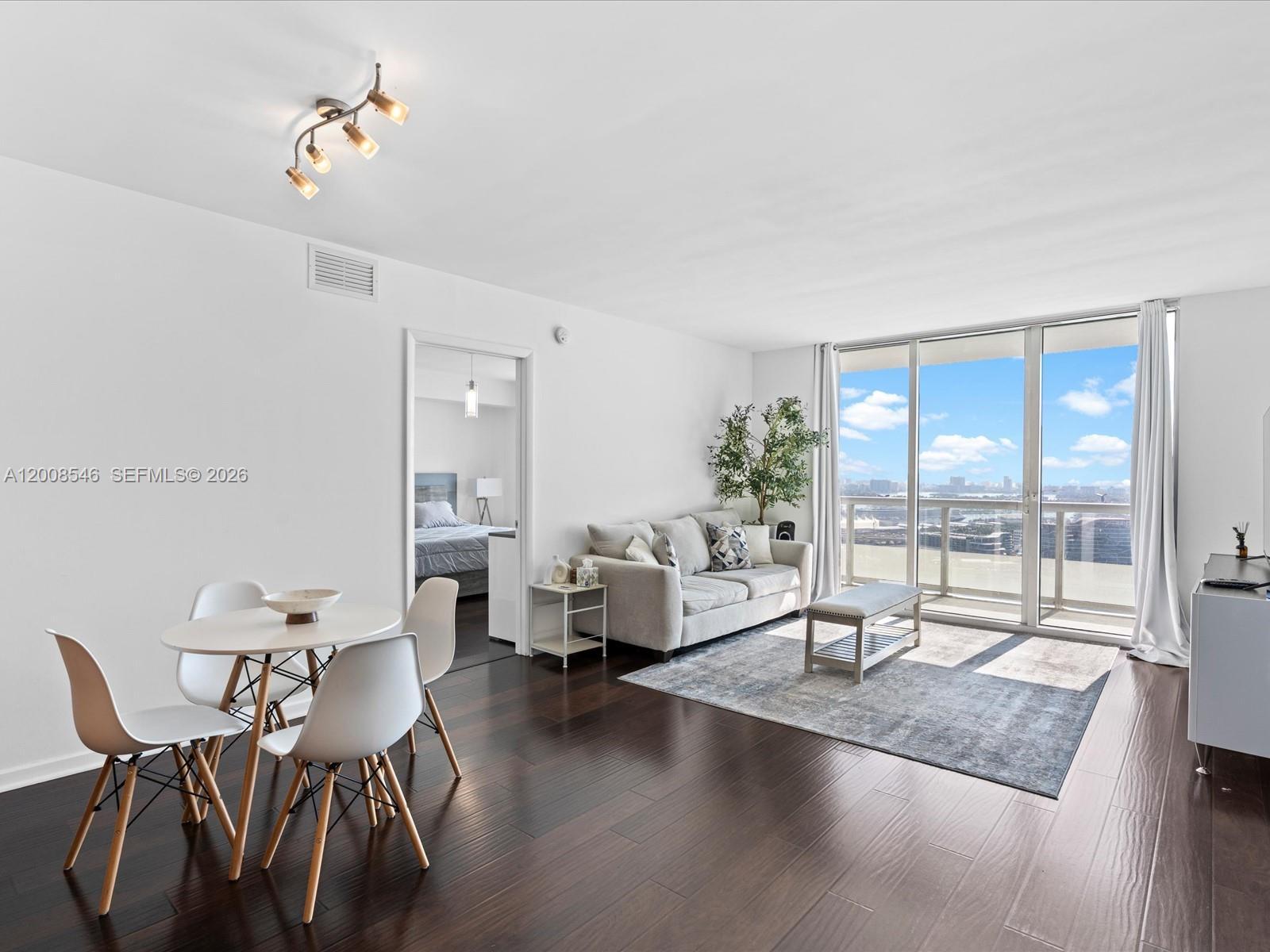 50 Biscayne Blvd # 3308, Miami FL 33132 photo 5