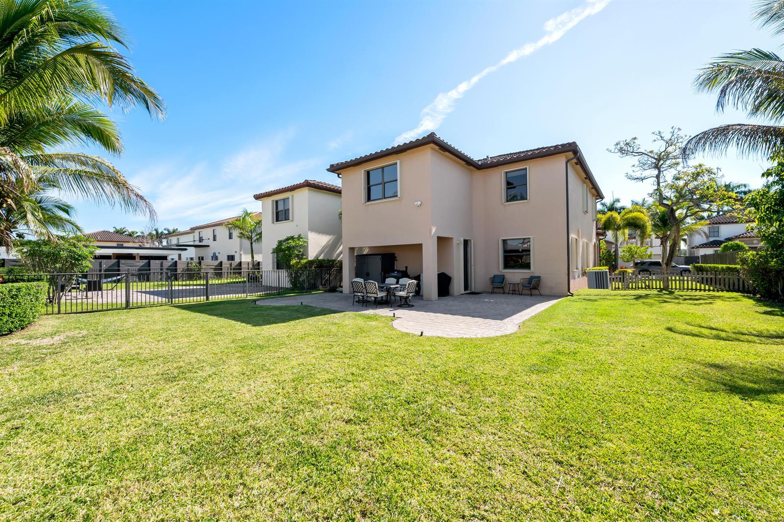 126 NE 27th Terrace, Homestead FL 33033 photo 4