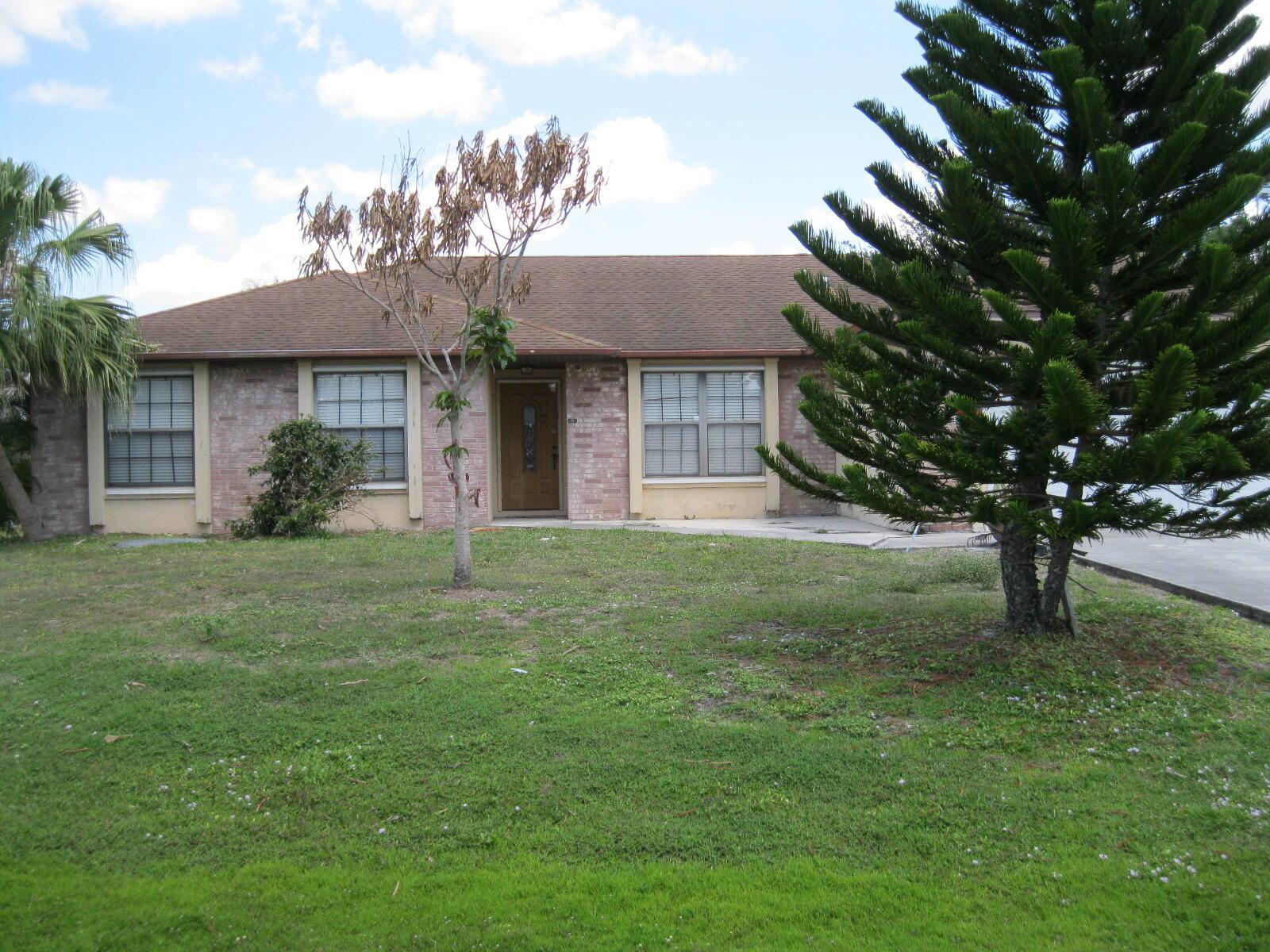 2291 SW Jay Avenue, Port St. Lucie FL 34953 photo 2