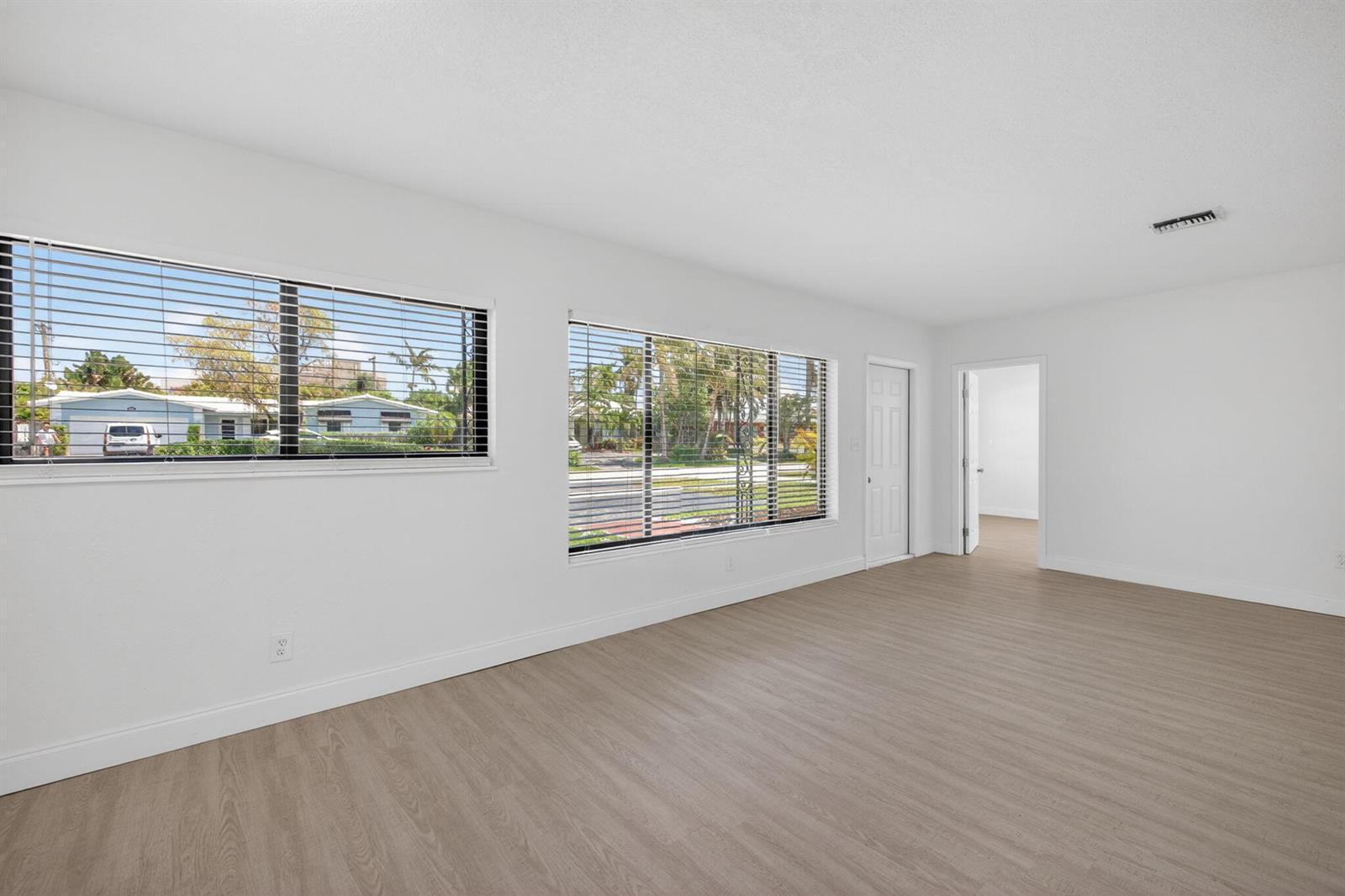 4807 NE 18th Avenue, Oakland Park FL 33334 photo 5