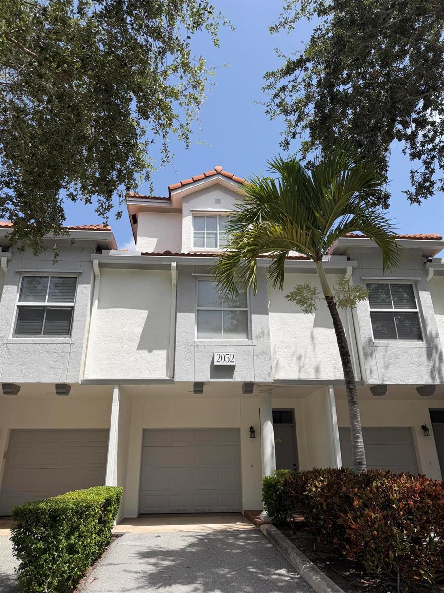 2052 Alta Meadows Lane # 2205, Delray Beach FL 33444 photo 2