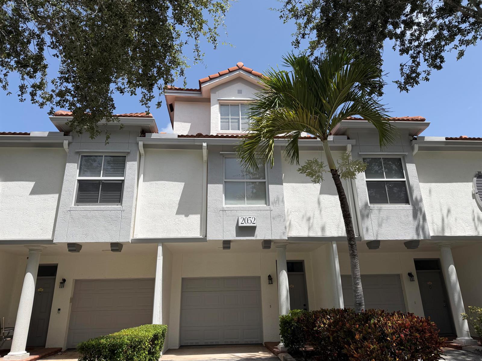 2052 Alta Meadows Lane # 2205, Delray Beach FL 33444