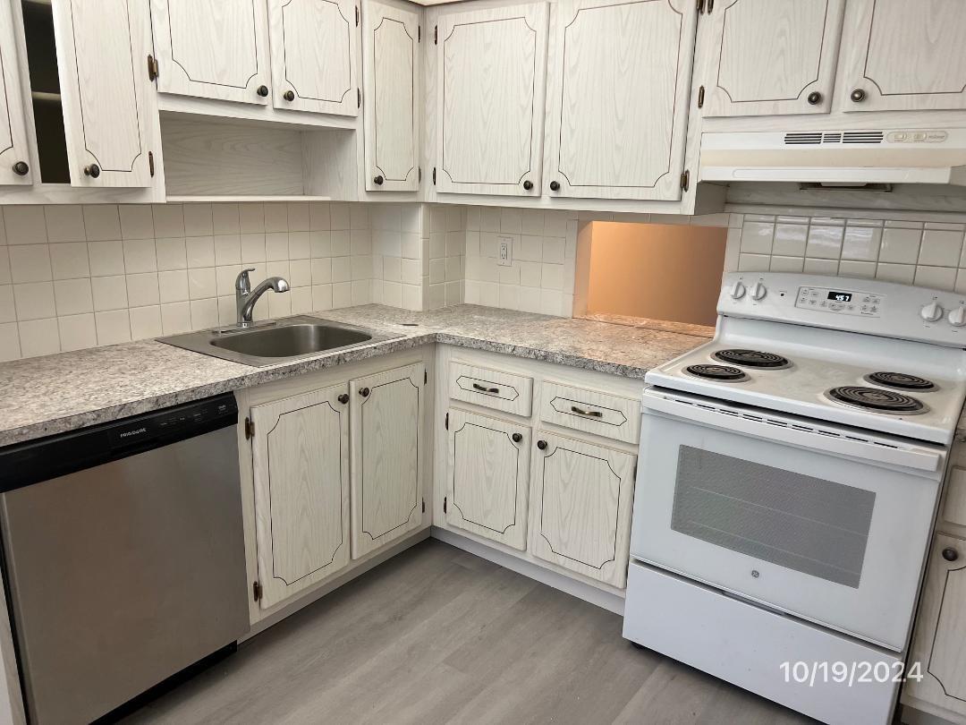 201 Berkley Road # 311, Hollywood FL 33024 photo 2
