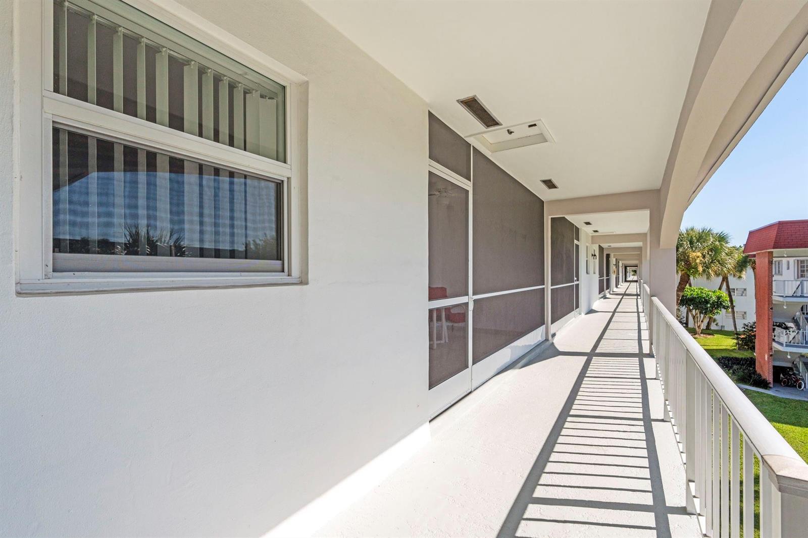 581 Blue Heron Drive # b, Hallandale Beach FL 33009 photo 3