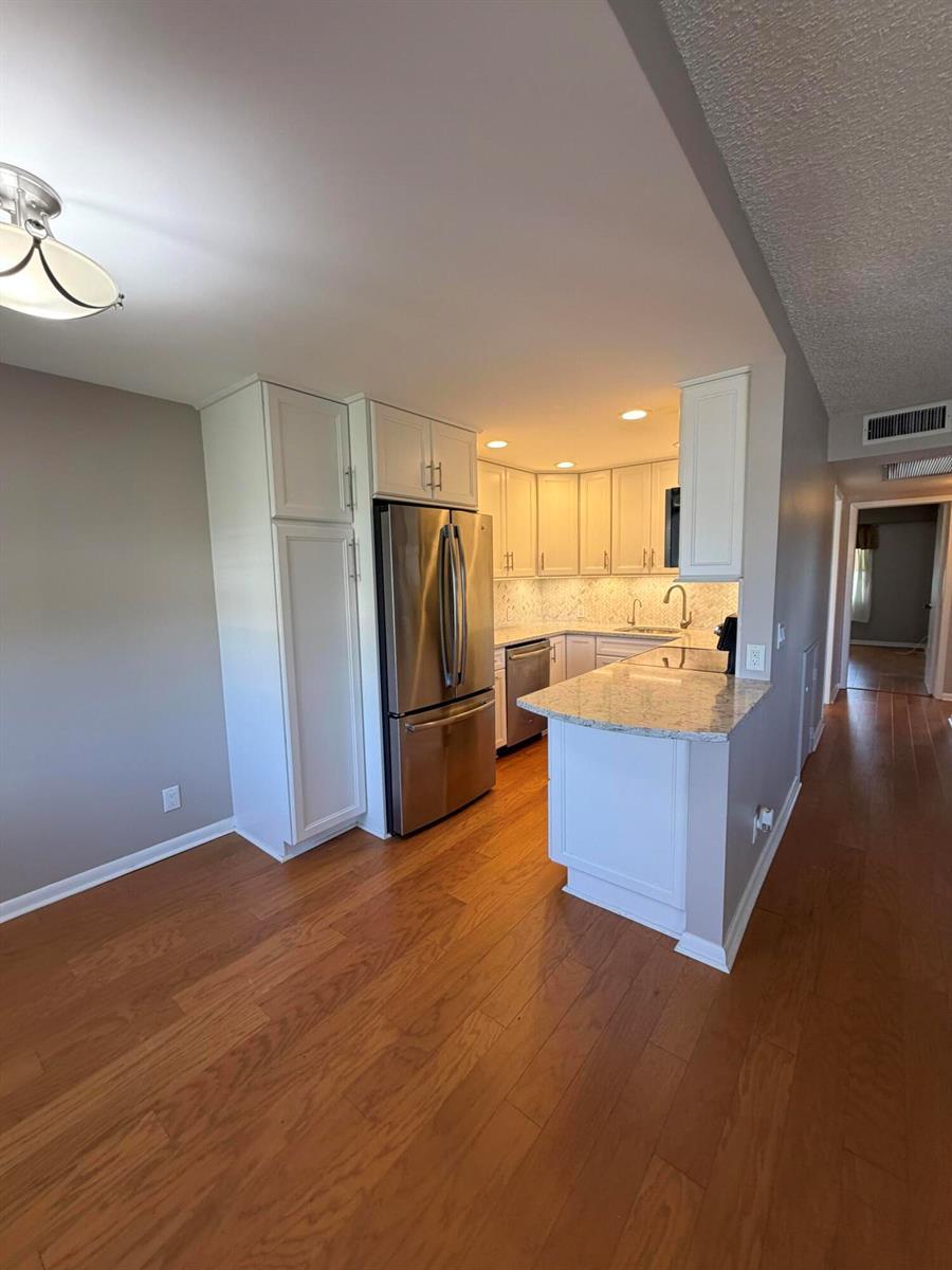 166 Dorset D, Boca Raton FL 33434 photo 5