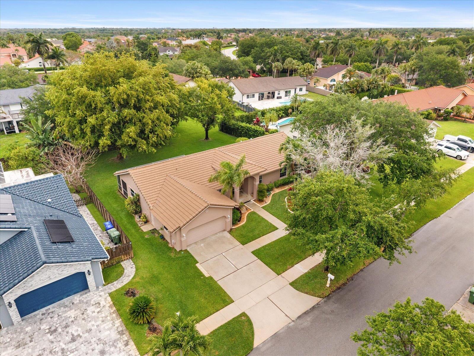 20301 NW 7th Street, Pembroke Pines FL 33029 photo 3