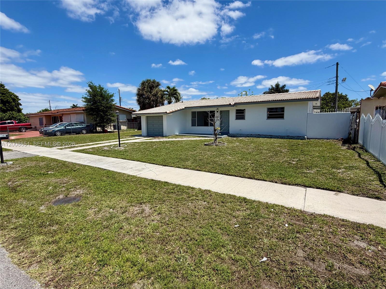 5373 W 10th Ct, Hialeah FL 33012 photo 4