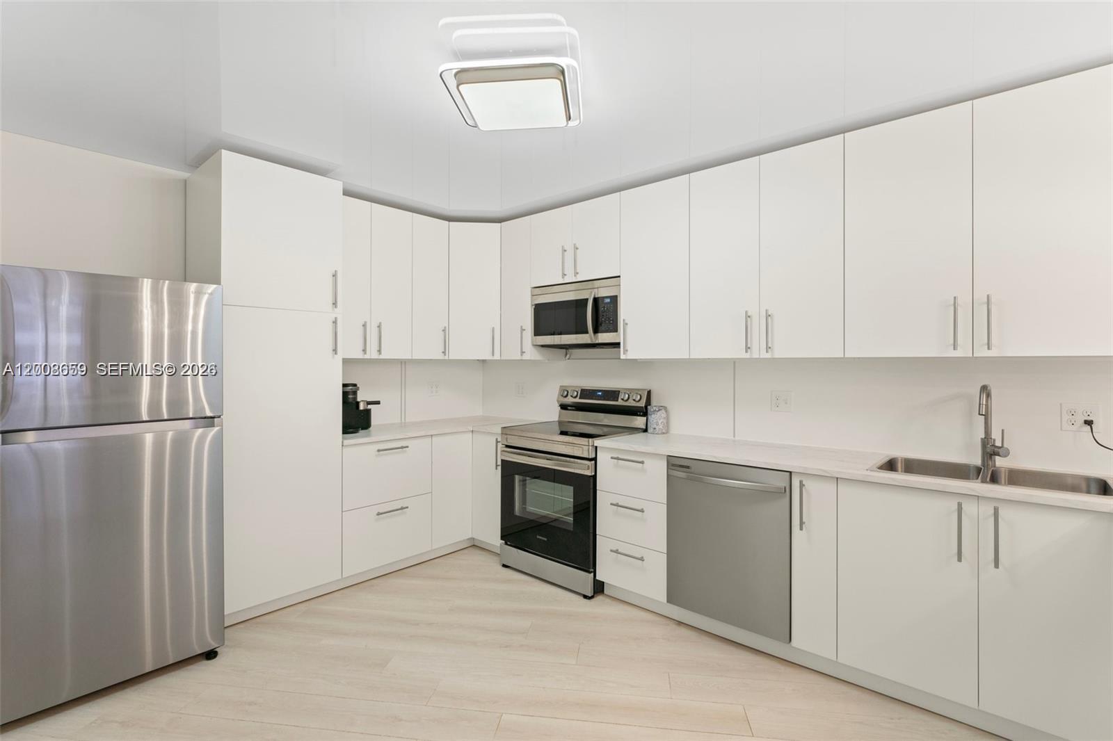 2500 Parkview Dr # 1714, Hallandale Beach FL 33009 photo 3
