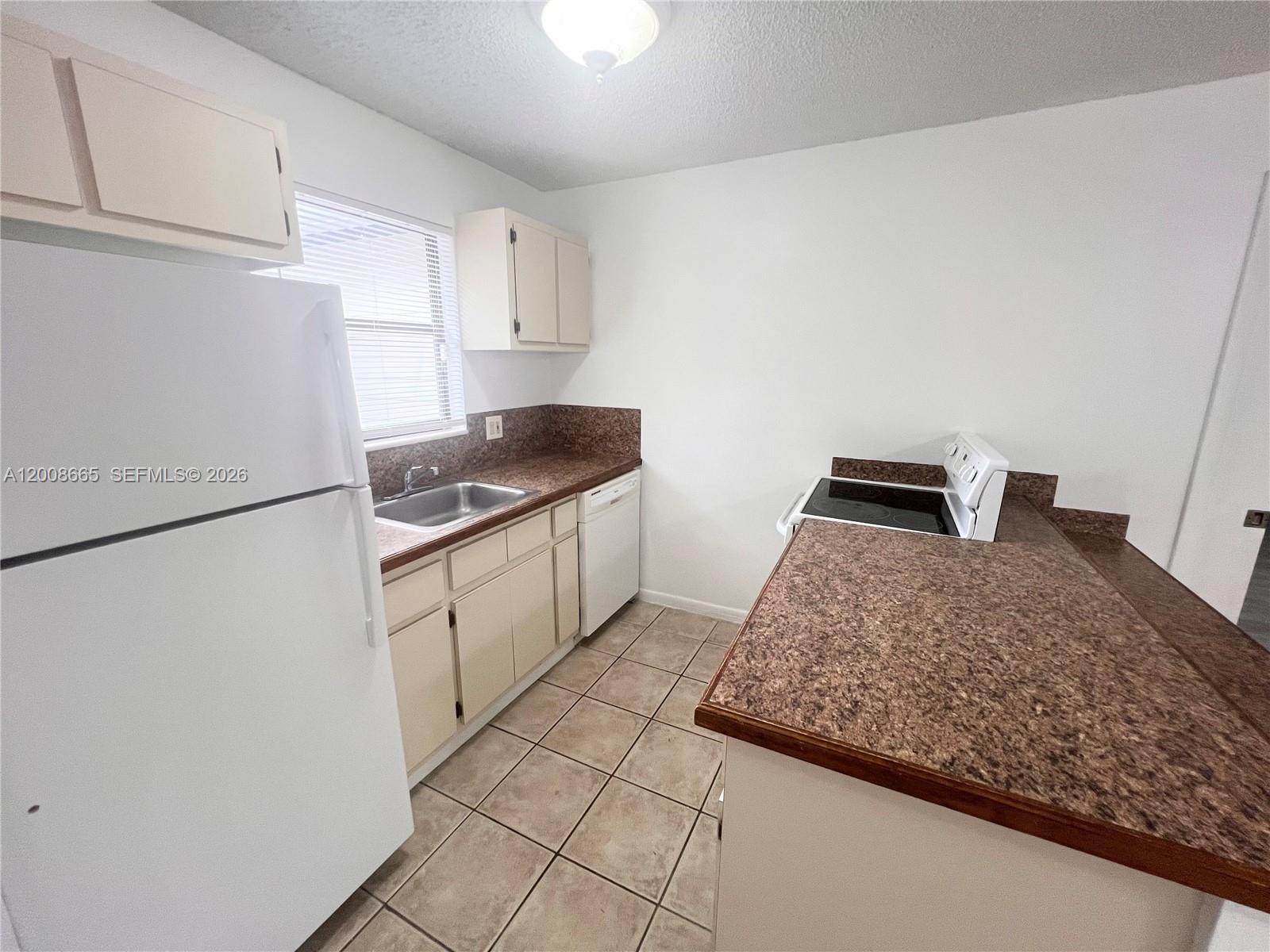 1832 My Pl # 39, West Palm Beach FL 33417 photo 2
