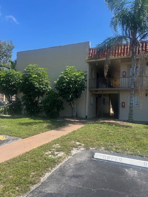 6054 Forest Hill Boulevard Apt 104, West Palm Beach FL 33415