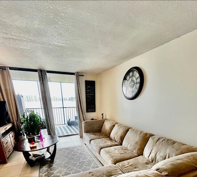 113 Lake Emerald Drive # 209, Oakland Park FL 33309 photo 4