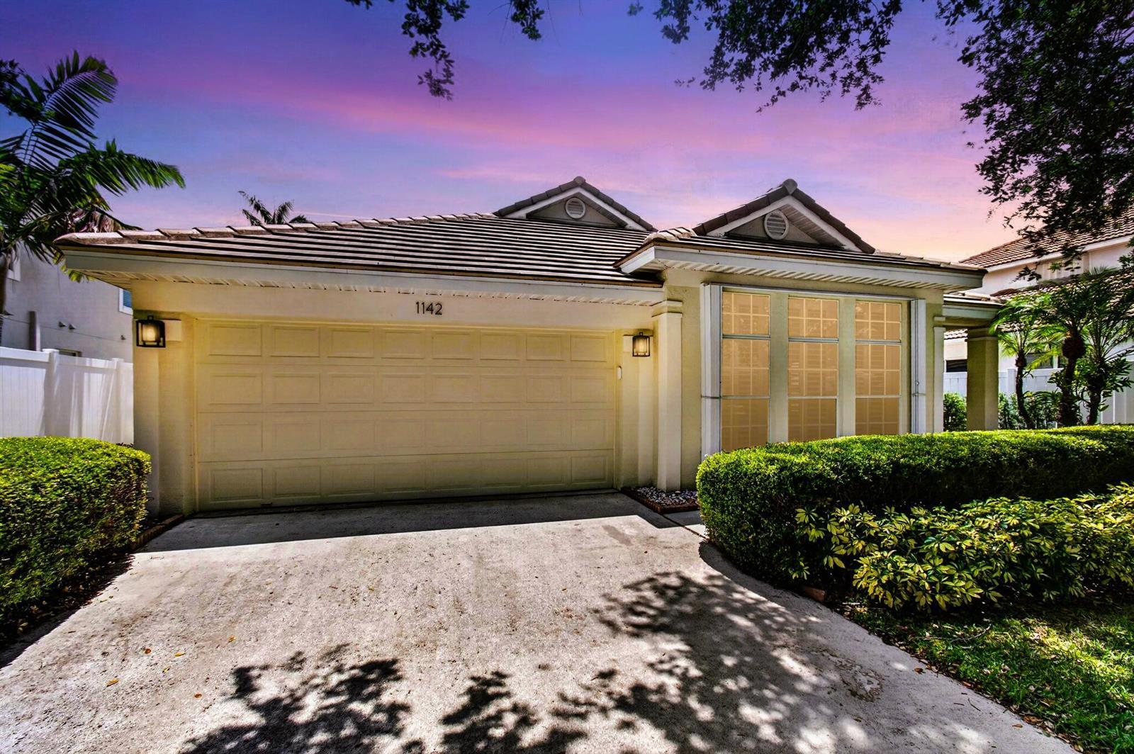1142 Canoe Point, Delray Beach FL 33444