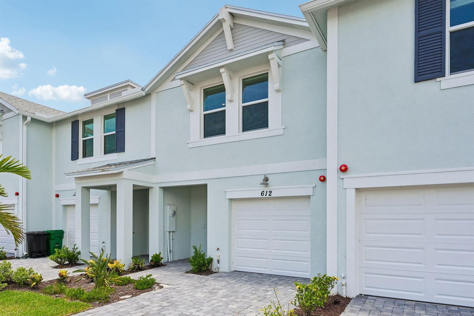 612 Salisbury Circle, Fort Pierce FL 34982 photo 2