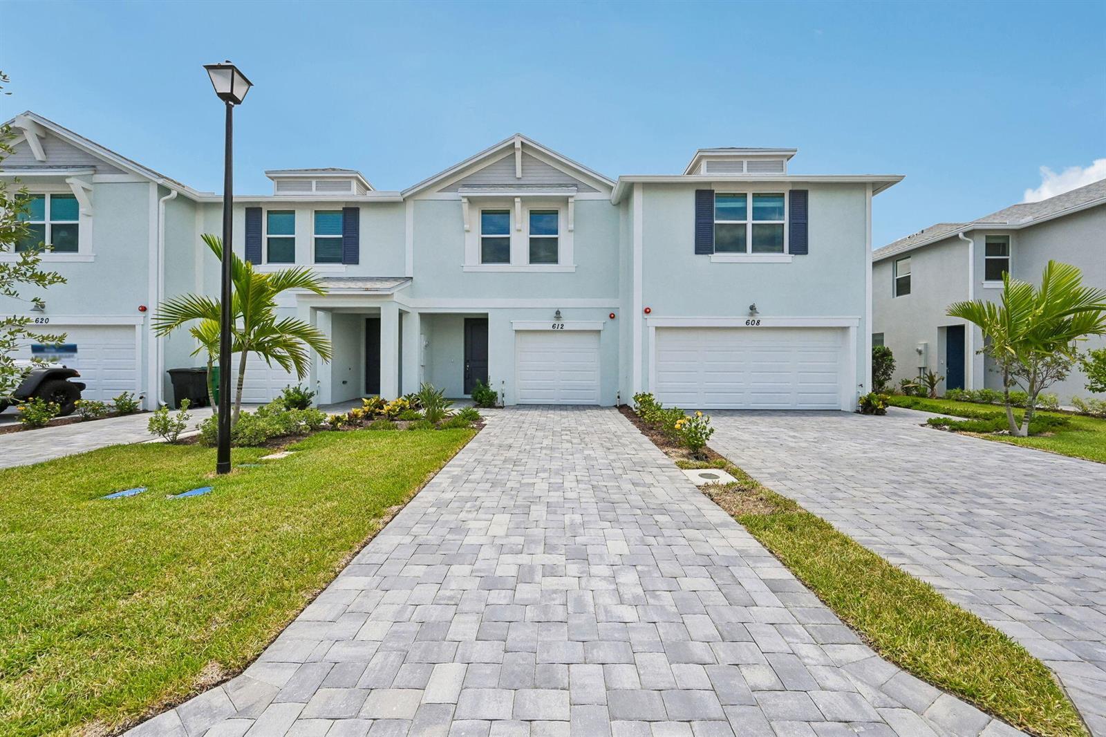 612 Salisbury Circle, Fort Pierce FL 34982 photo 4
