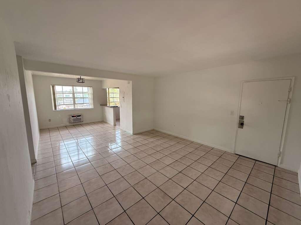 605 84th Street, Miami Beach FL 33141 photo 4