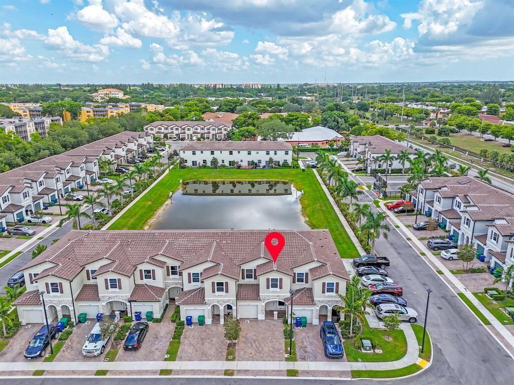 5515 NW 27th Street, Lauderhill FL 33313 photo 2