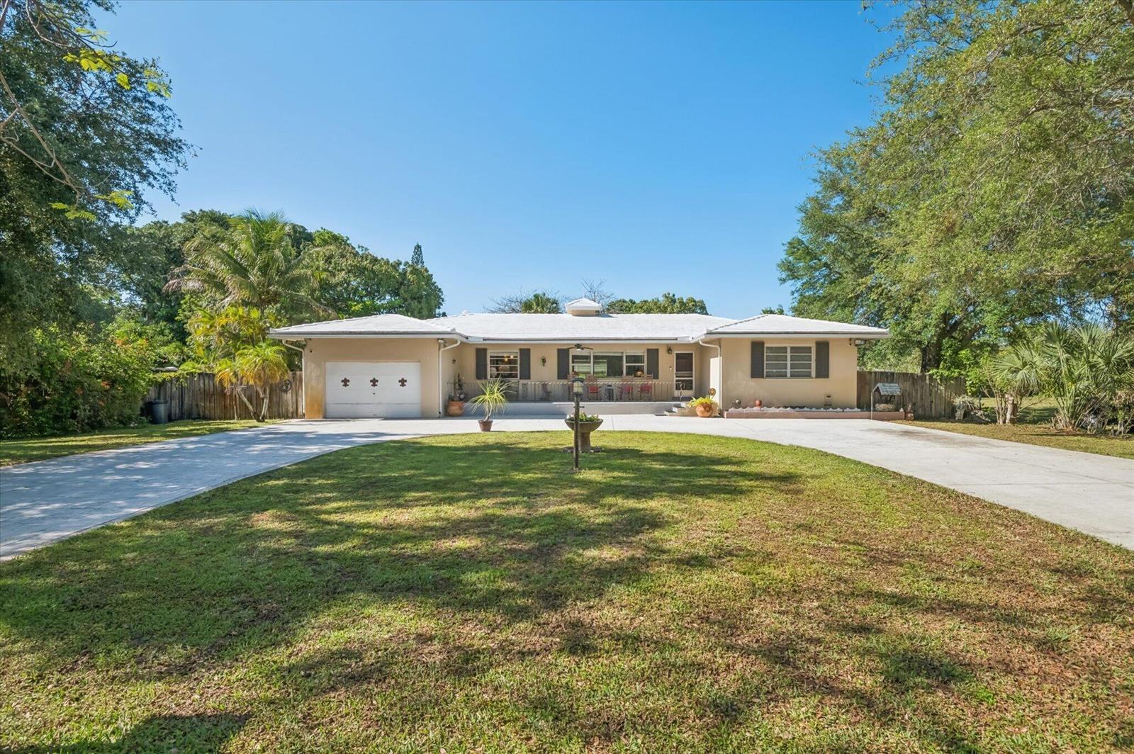 4011 SW 2nd Street, Plantation FL 33317