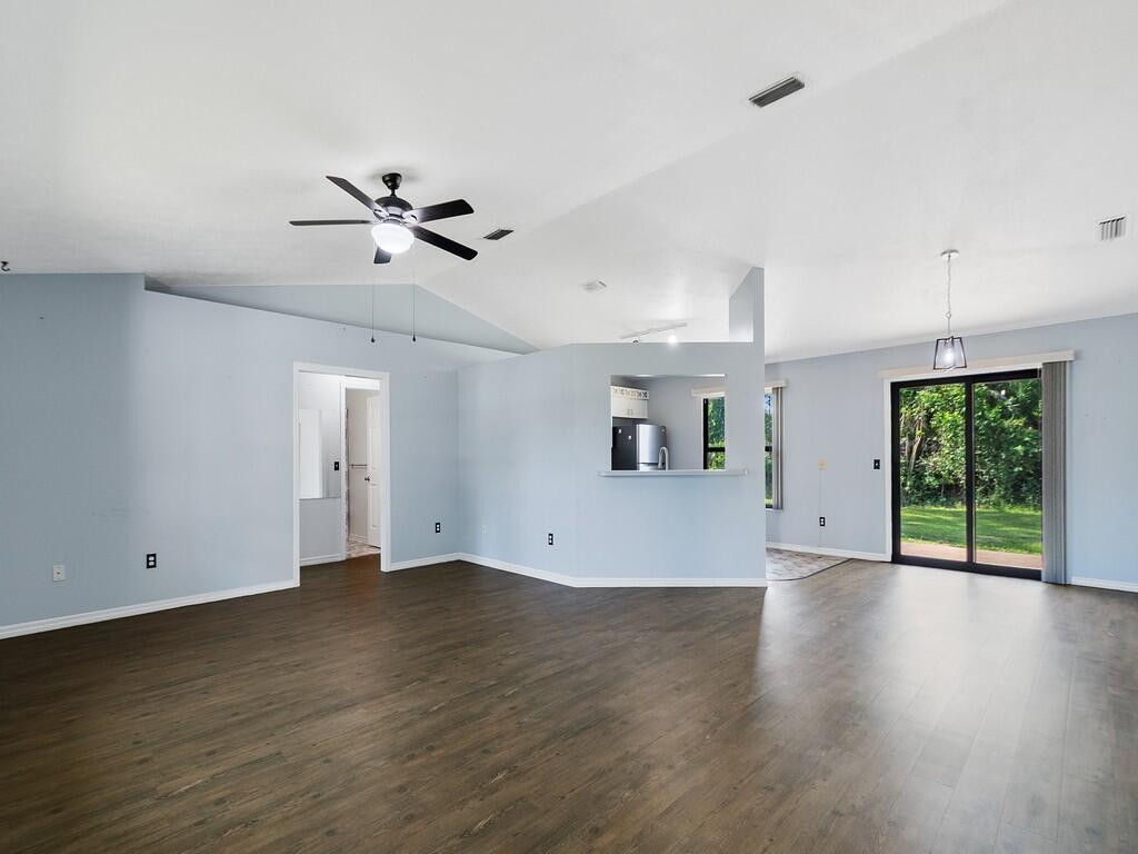 6801 Paso Robles Boulevard, Fort Pierce FL 34951 photo 2