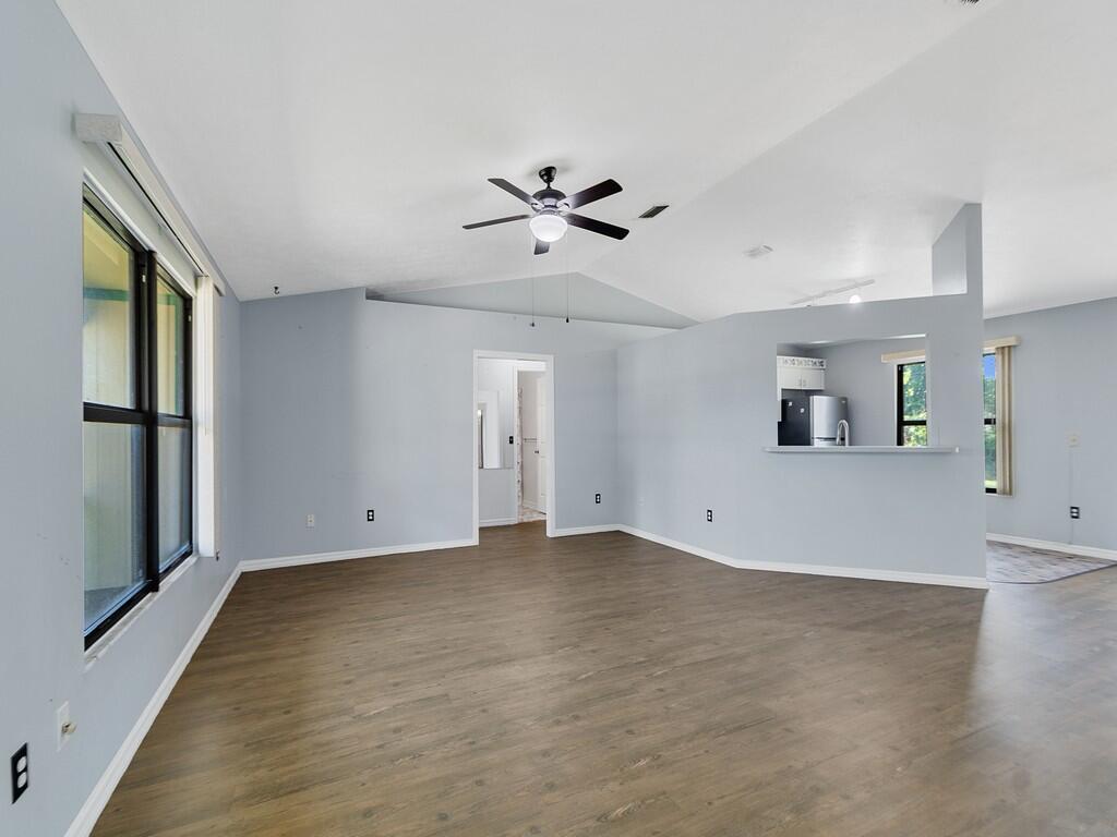 6801 Paso Robles Boulevard, Fort Pierce FL 34951 photo 3