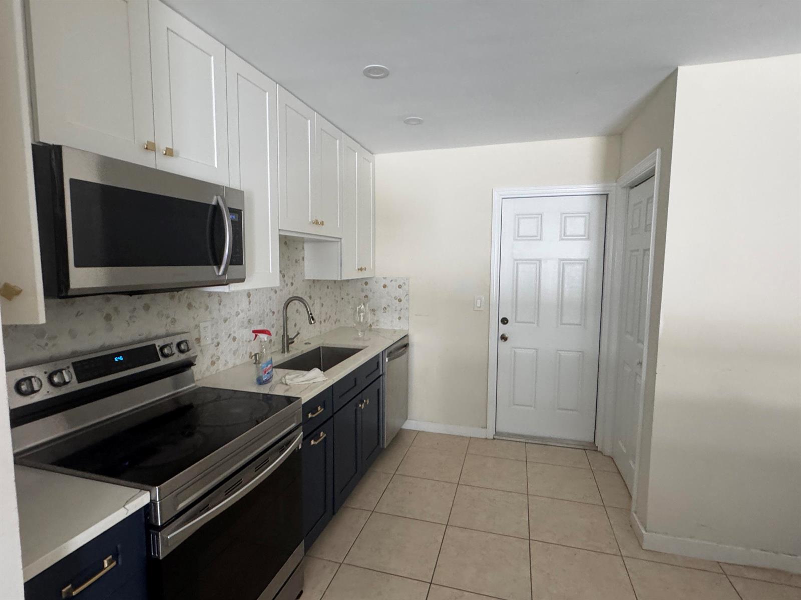 1869 Windsor Drive # 1869, North Palm Beach FL 33408 photo 5