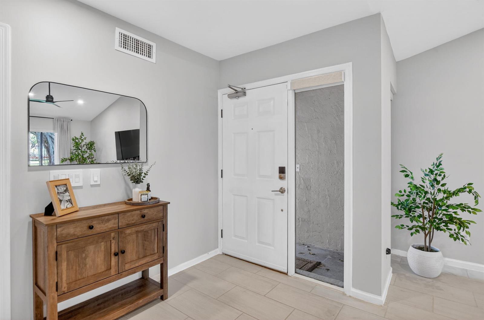 5530 Coach House Circle # A, Boca Raton FL 33486 photo 2