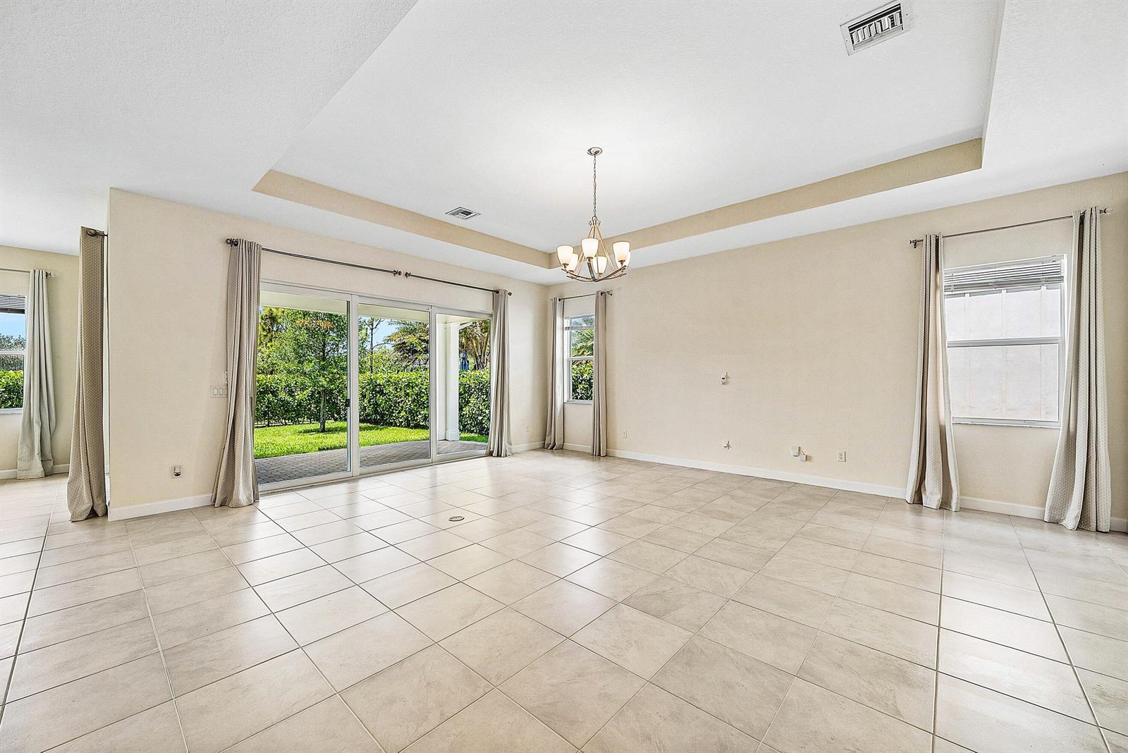 1031 Ember Ridge Run, Loxahatchee FL 33470 photo 5