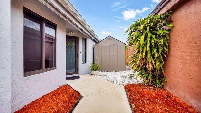 3761 NW 21 Street, Coconut Creek FL 33066 photo 2