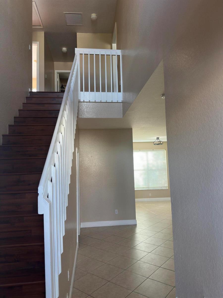 5409 Eastbay Drive, FL 33463 photo 2