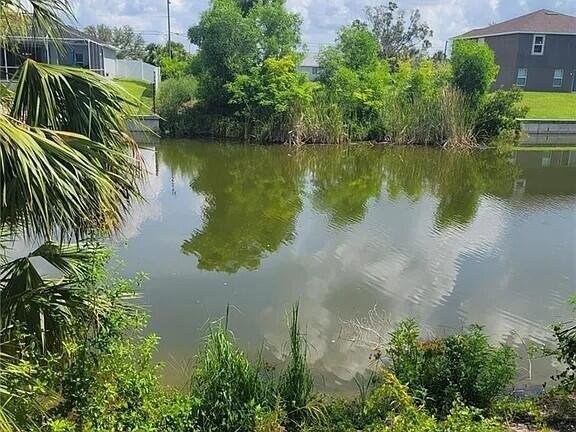 2205 NE 25th Terrace, Cape Coral FL 33909 photo 4