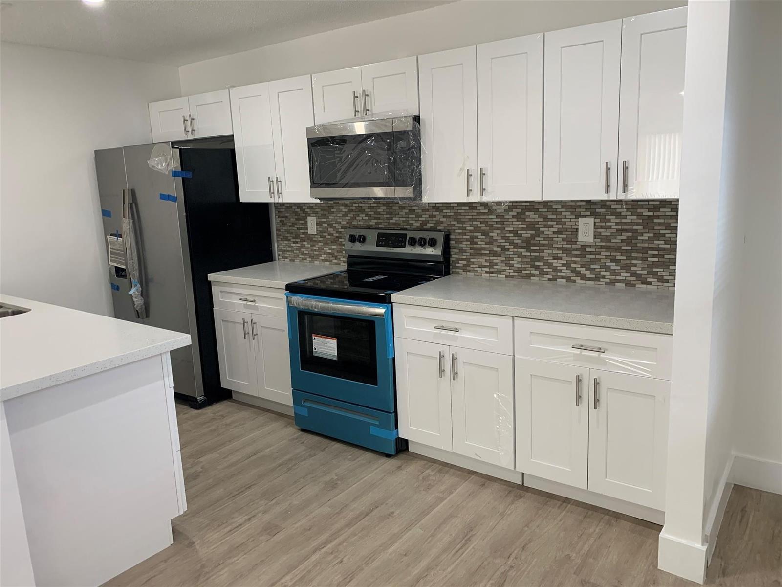 4121 Stirling Road # 401, Dania Beach FL 33314 photo 2