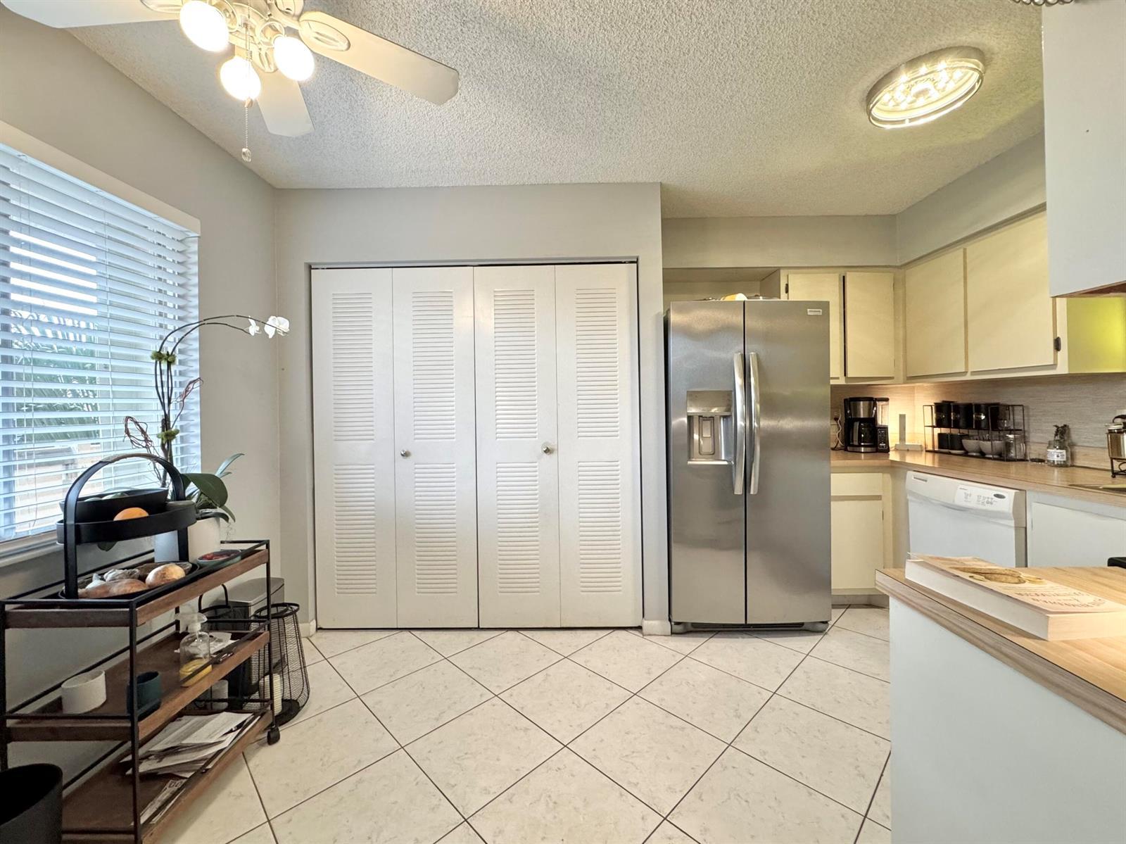 7006 Huntington Lane # 306, Delray Beach FL 33446 photo 5