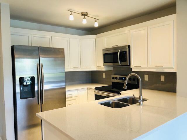 4767 Via Palm Lakes # 206, West Palm Beach FL 33417 photo 3