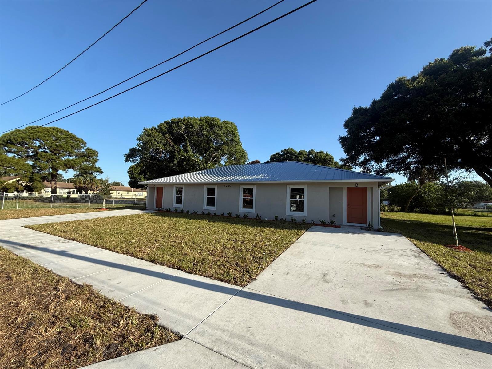 2710 Avenue Avenue E, Fort Pierce FL 34947
