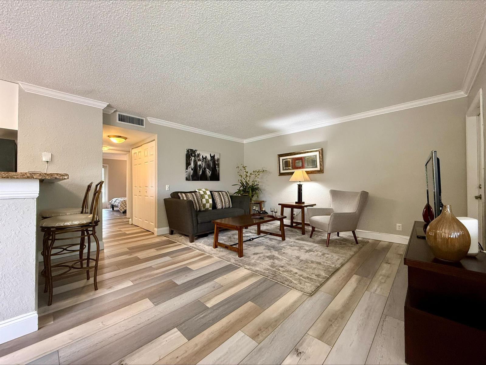 711 Forest Club Drive # 111, Wellington FL 33414