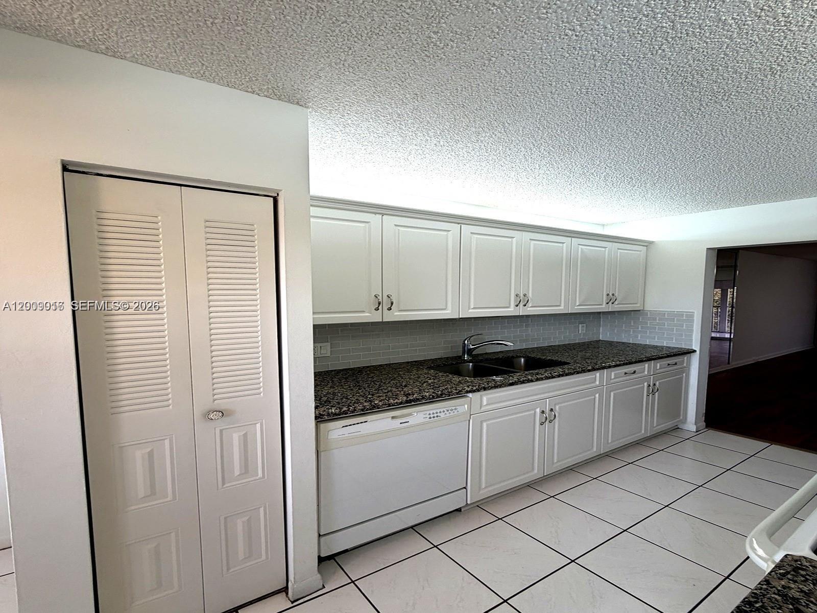 1400 SW 124th Ter # 402Q, Pembroke Pines FL 33027 photo 5