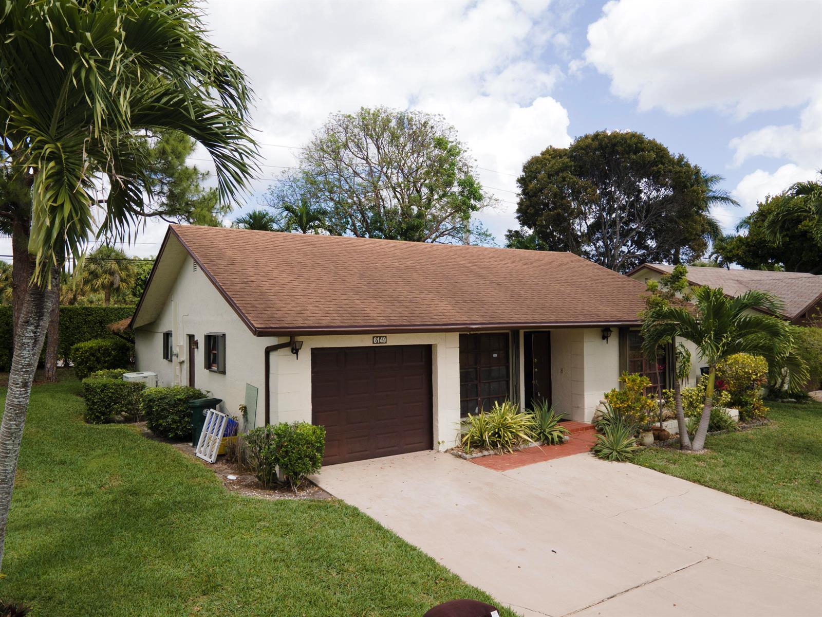 6149 Olivewood Circle, FL 33463