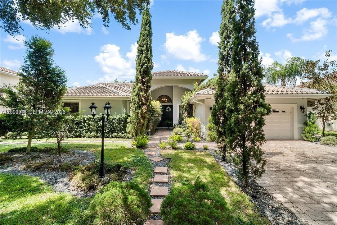 3604 Barbados Ave, Cooper City FL 33026