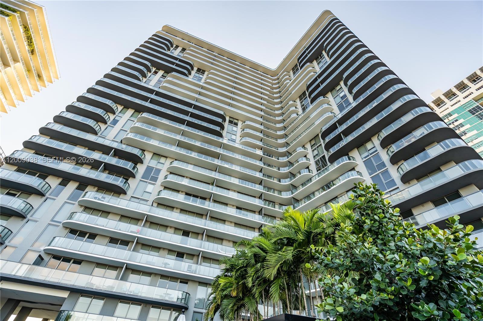 121 NE 34th St # 2810, Miami FL 33137 photo 2