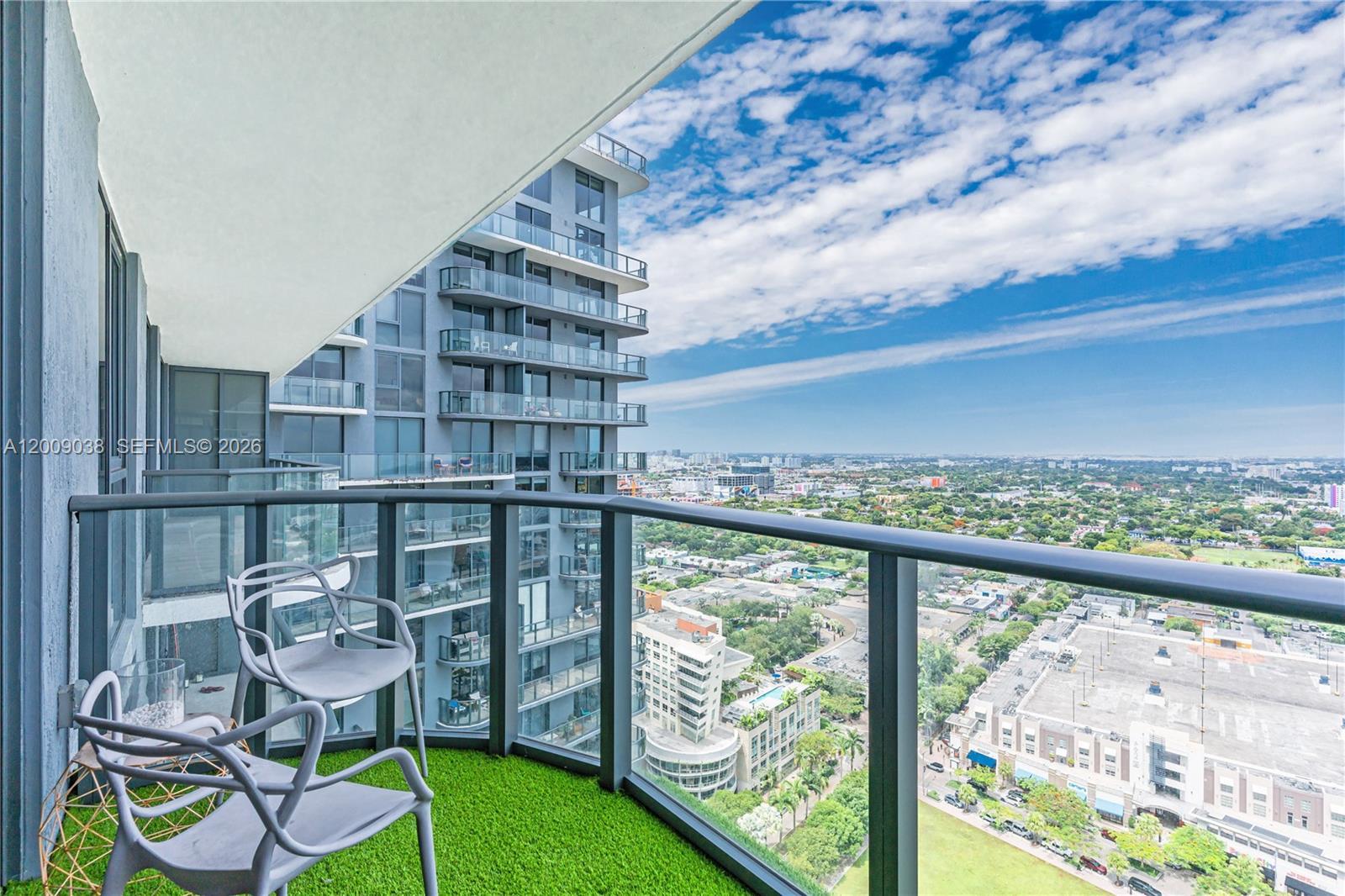 121 NE 34th St # 2810, Miami FL 33137 photo 3