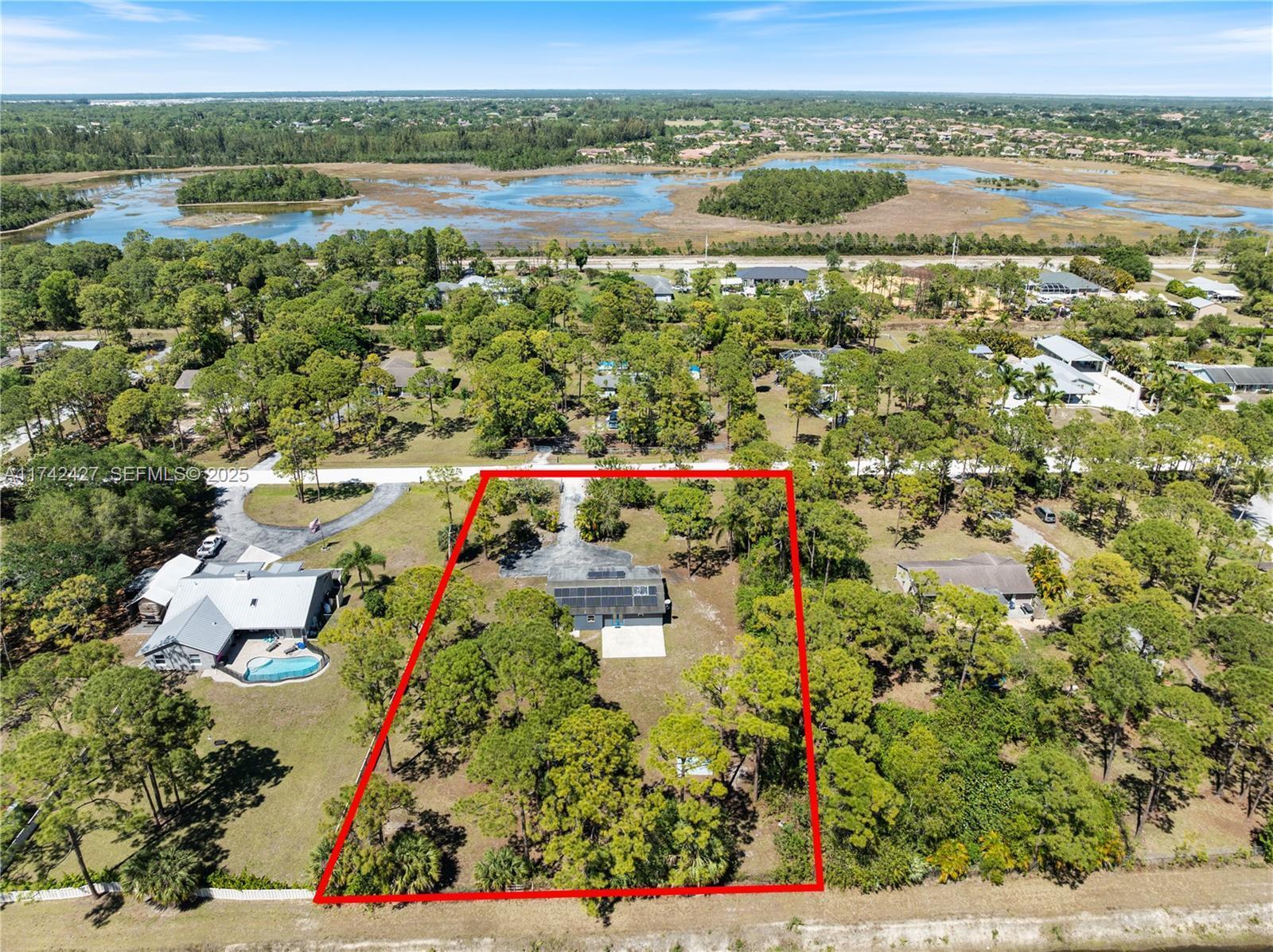 11448 N 68th St Street N, FL 33412